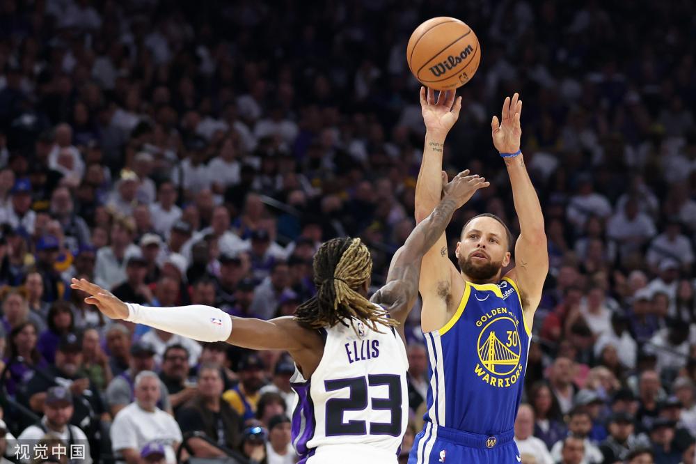 这一决定在 这一决定在