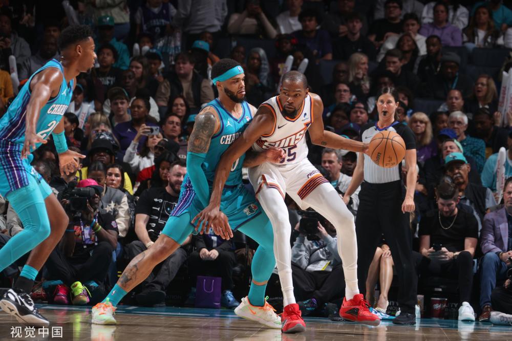 作为首发出 作为首发出